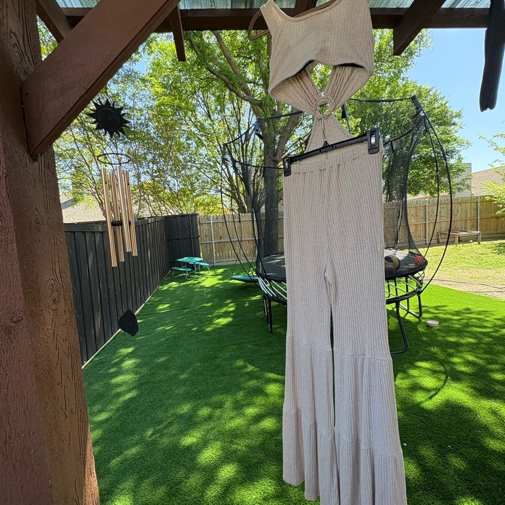 Cream Ribbed Jumpsuit - Picture 2 of 4